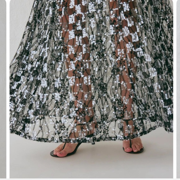 VRG GRL Robbie Sequin Maxi Dress Cream w black Sequins - Picture 4 of 4